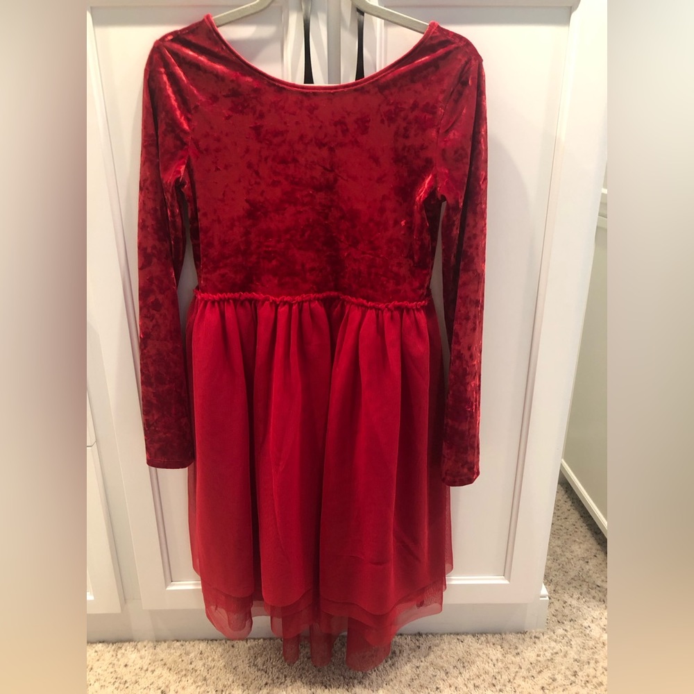 Girls 14/16 red velvet dress